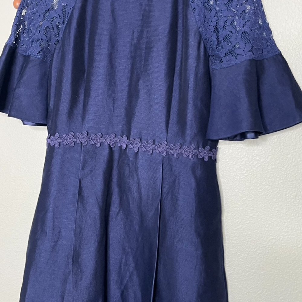 Draper James Navy Blue Flutter Short Sleeve Lace Dress Embroidered Size 2 - Picture 4 of 13